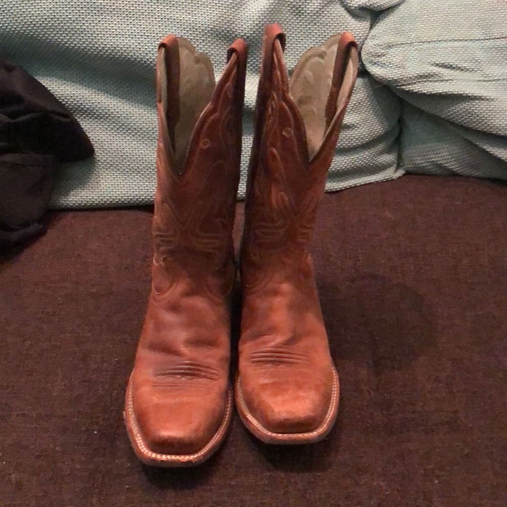 Ariat Legend Cowboy Boots size 9